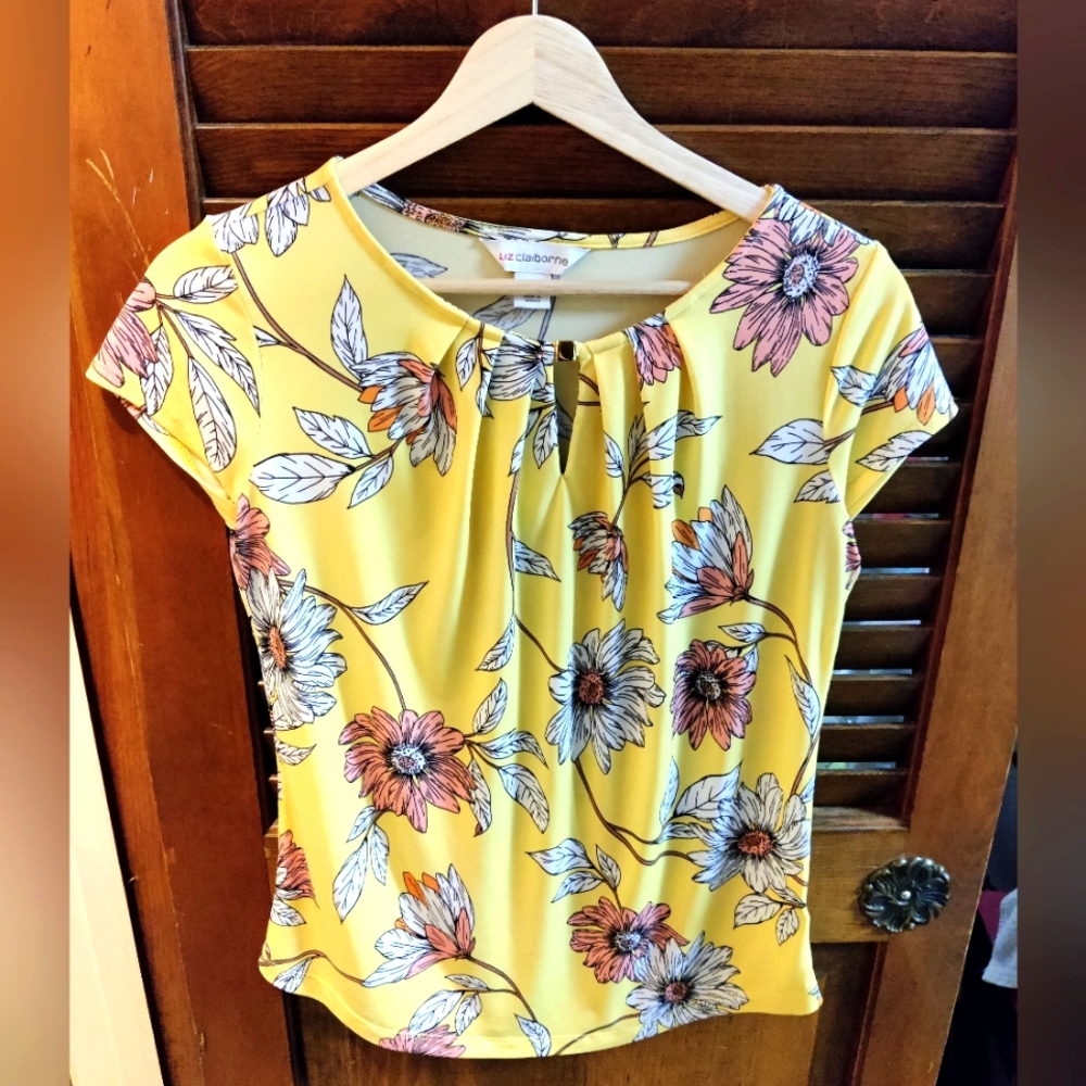 Liz Claiborne yellow flower patterned  blouse